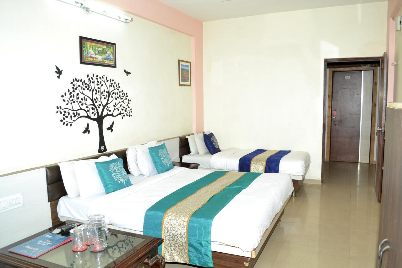 Hotel Neelkanth Residency Gandhinagar Eksteriør billede