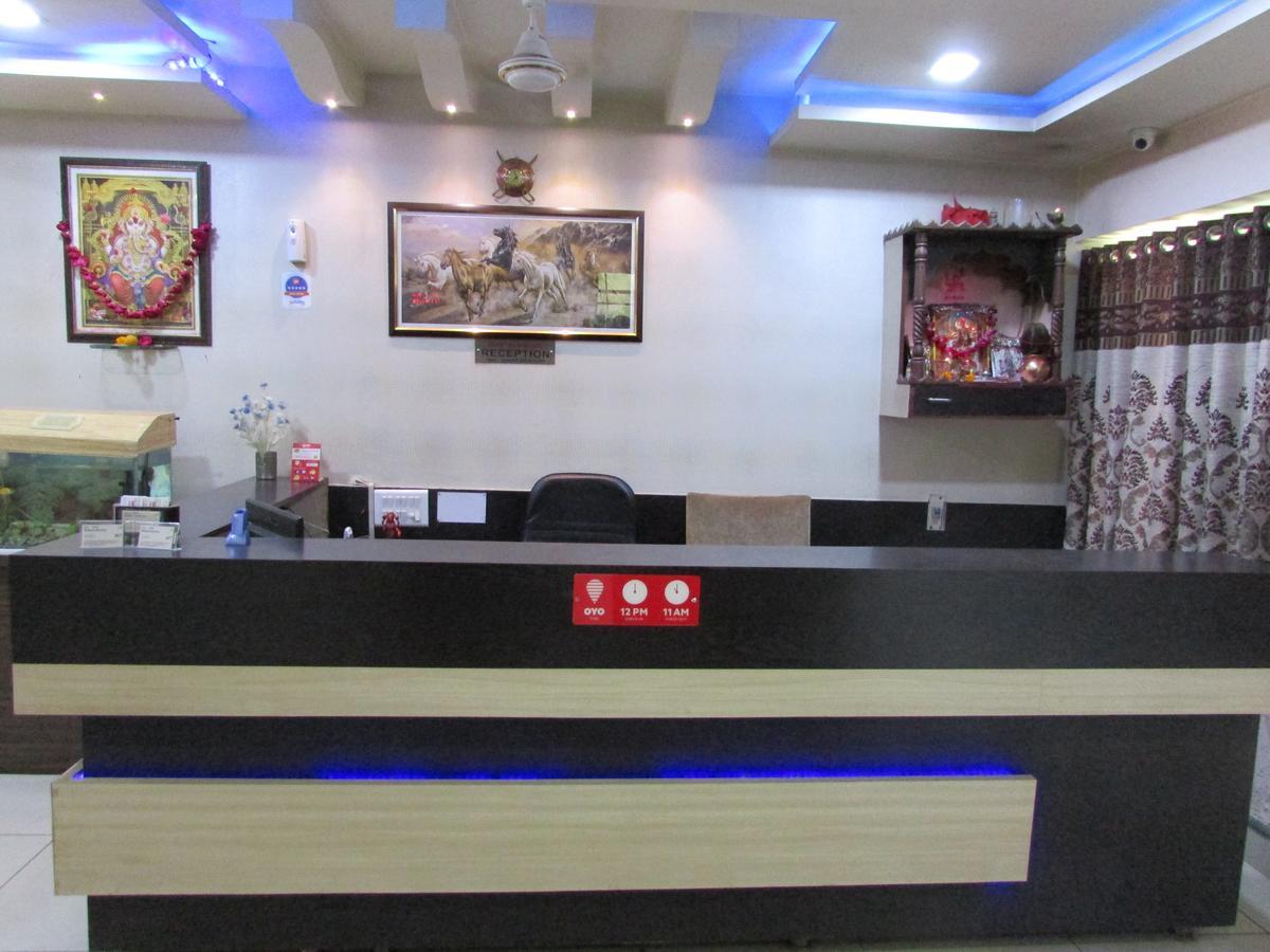 Hotel Neelkanth Residency Gandhinagar Eksteriør billede